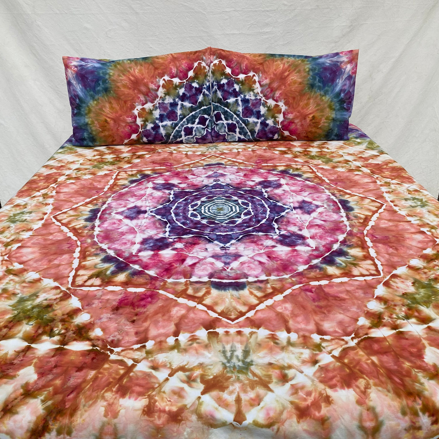 Infinity Mandala tie dyed throw set