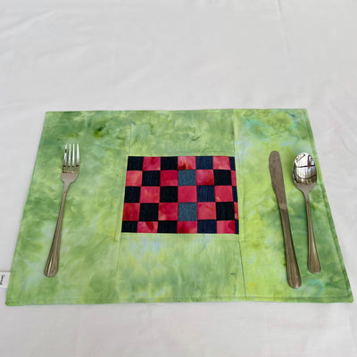 Green tie dye placemats- Set of 4