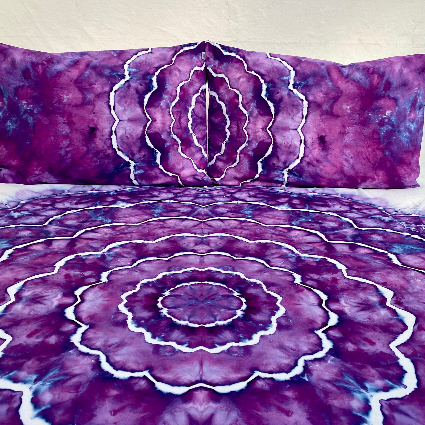 Violet Shatter | Hand dyed throw set