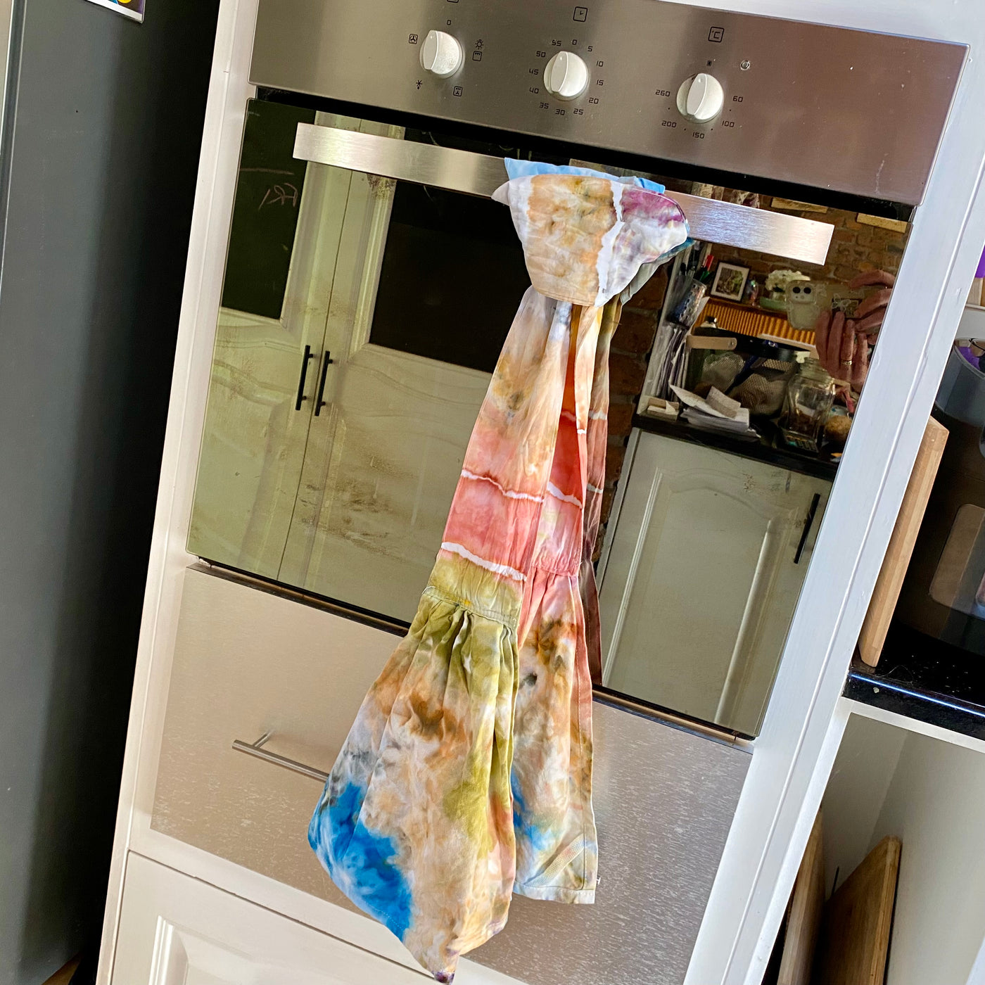 Tie Dye Kitchen Boa - Beach vibes