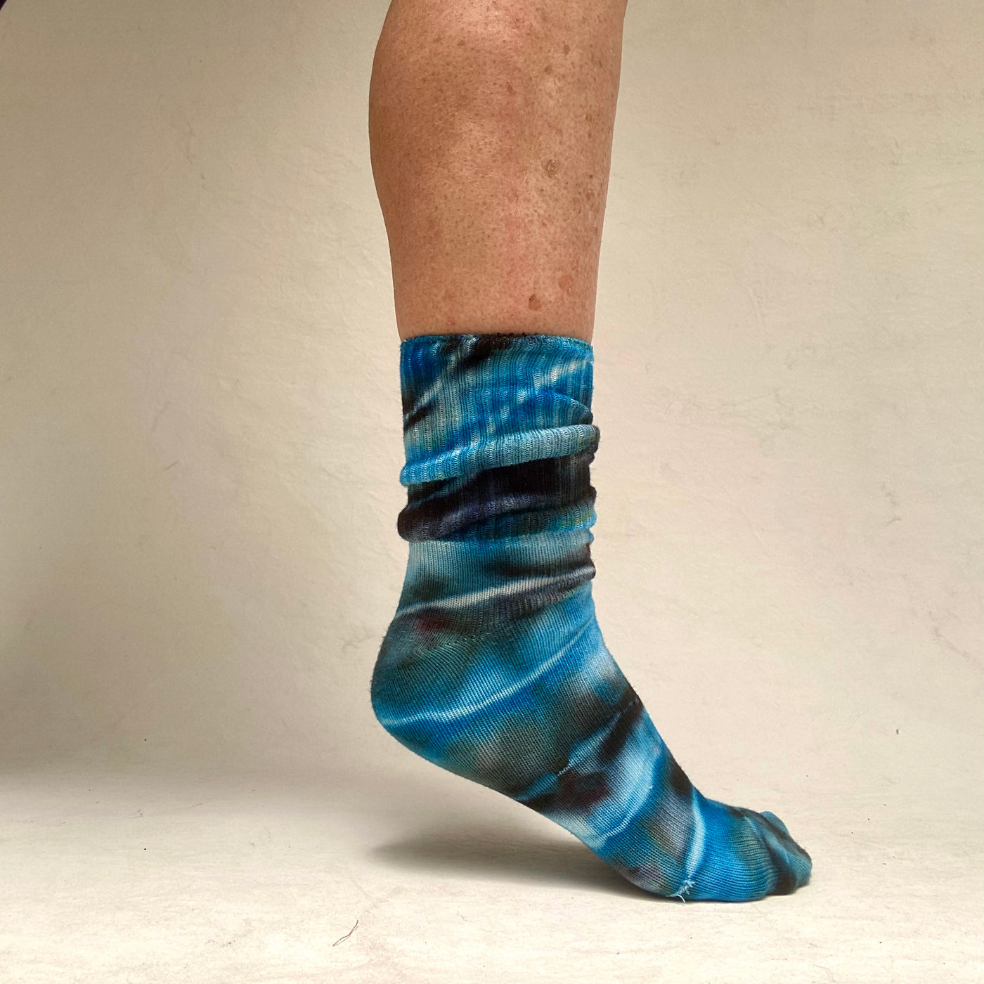 Calf socks  Size 7-10 - Black & Blue