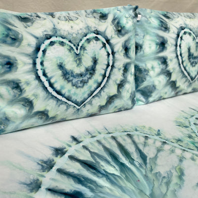 Happy Hearts| Hand dyed throw set