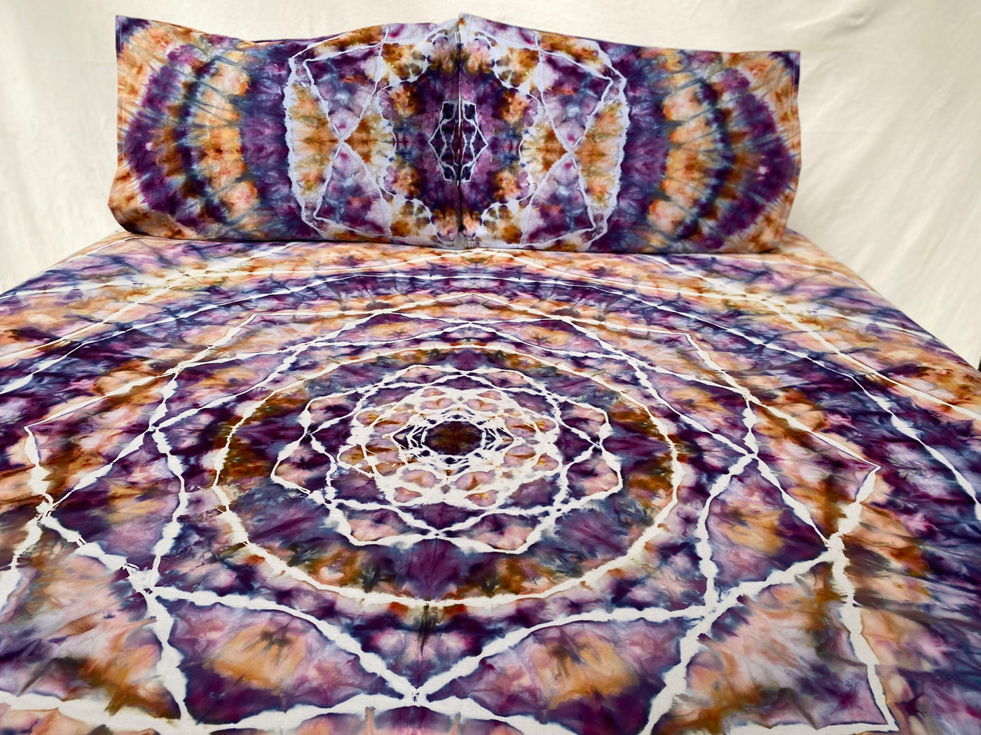 Dreamweave Shadow Mandala Throw set
