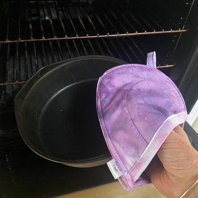 "Love Handles" HEART shaped Pot holder