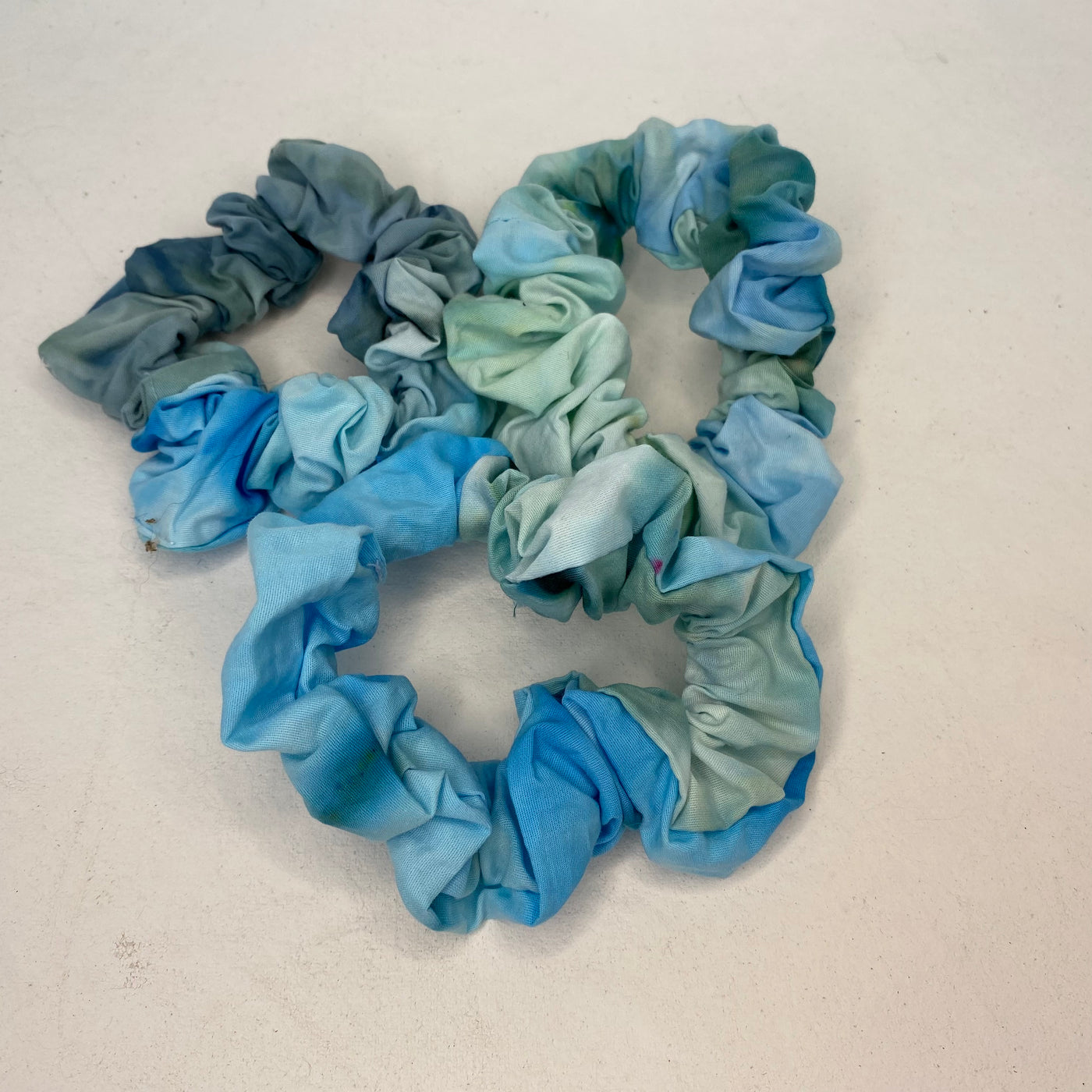 #10 Blues - Set of 3 Tie dye Scrunchies