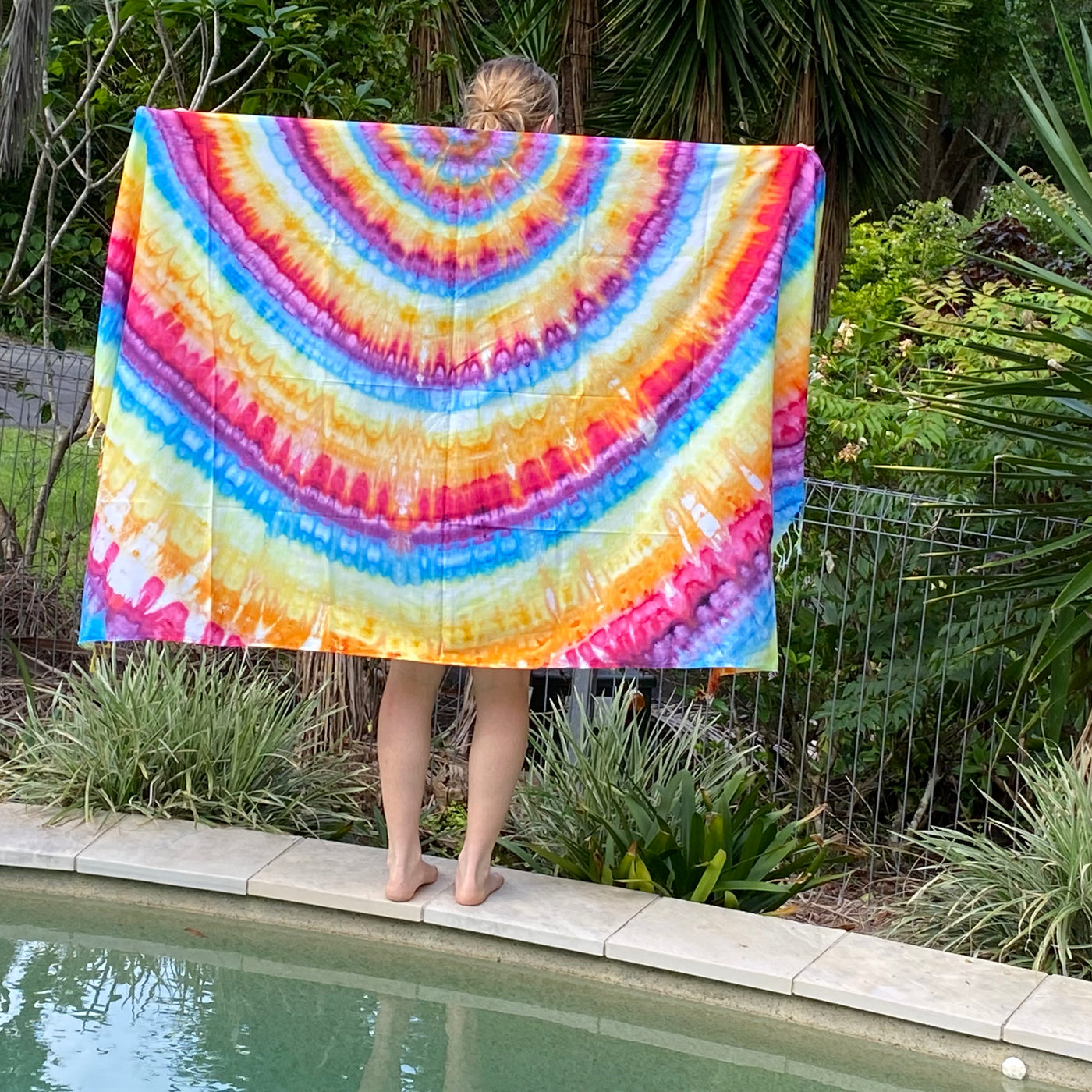 #20 Rainbow spiral - Tie Dye Sarong
