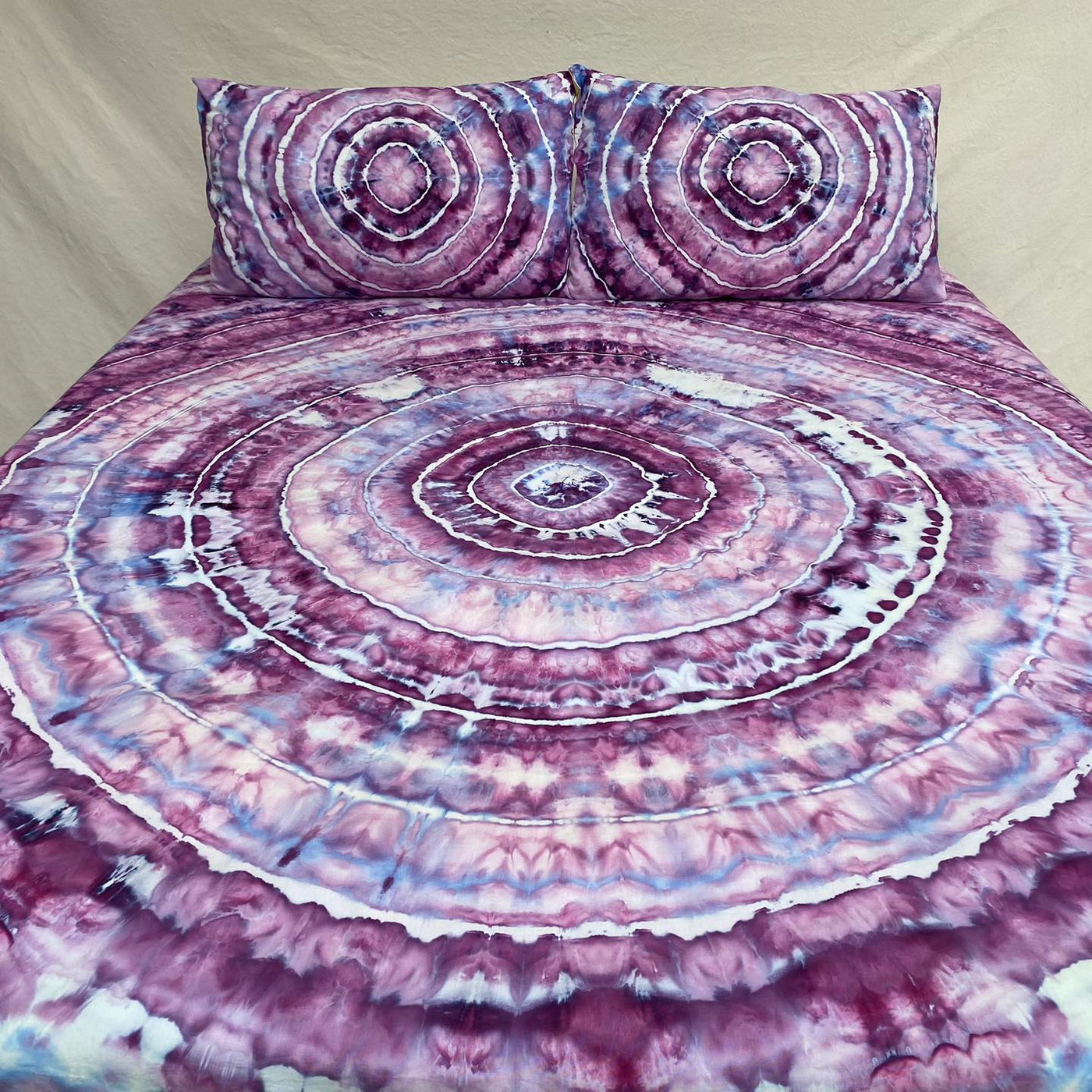 Tie dyed throw set - Bullseye Design