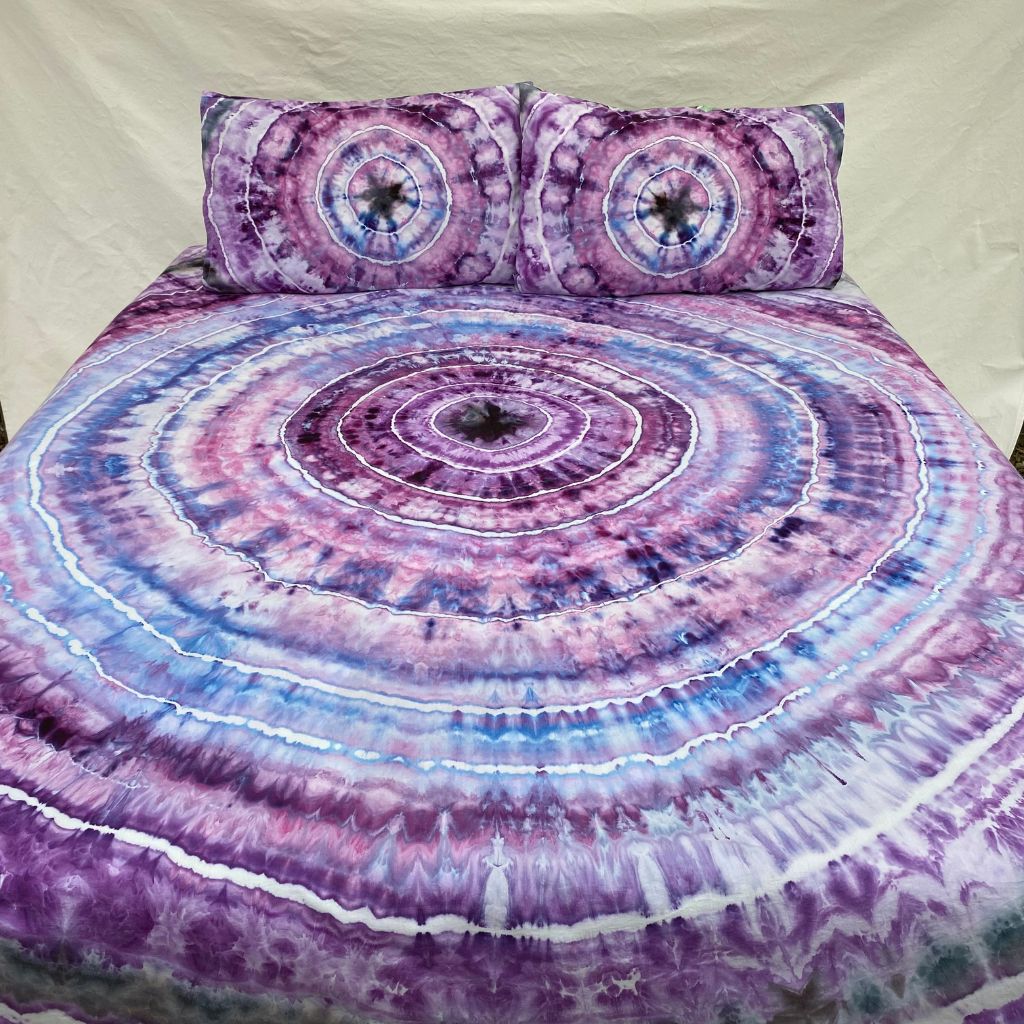 Purple bullseye tie dye bed