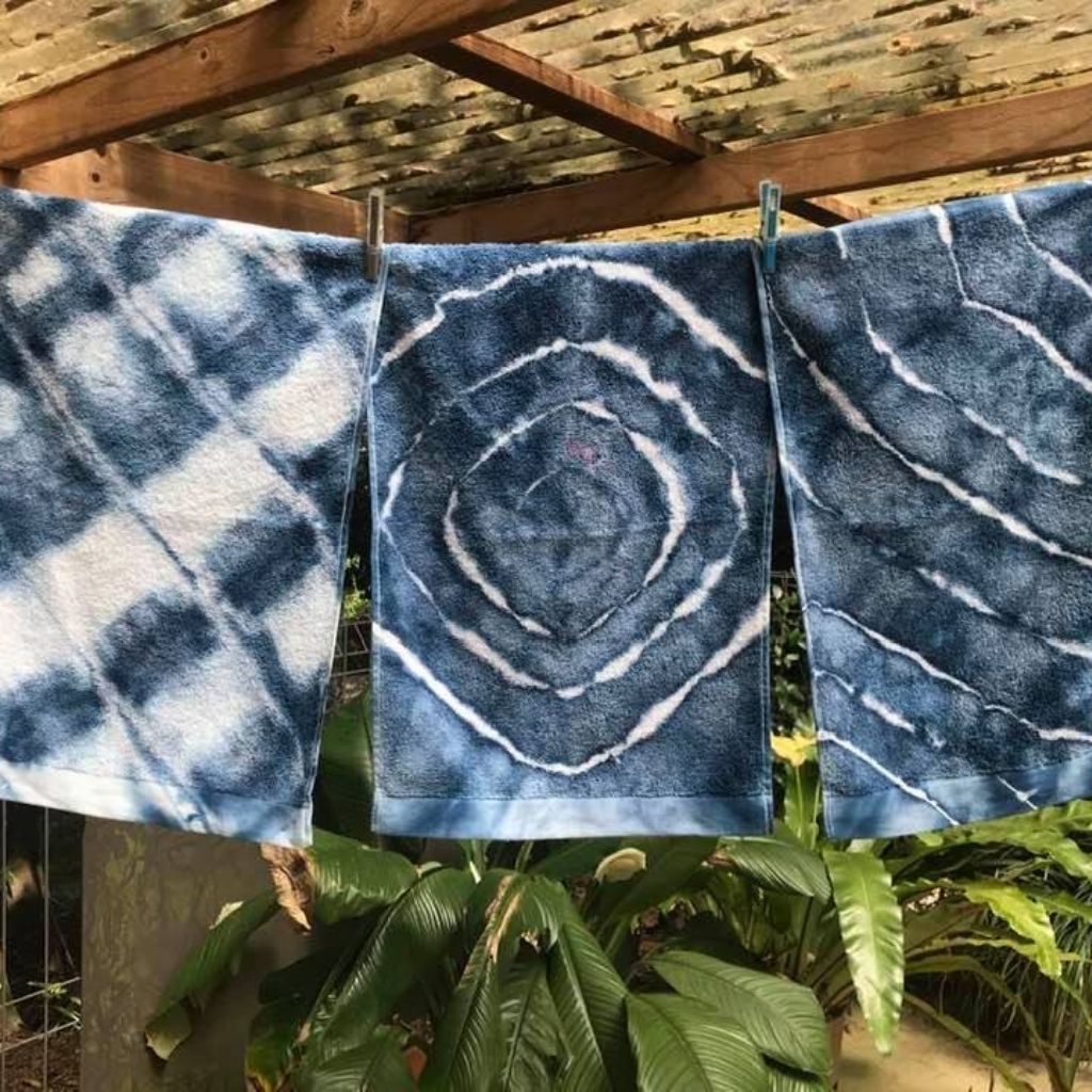 Tie Dye Hand Towels - Set of 3