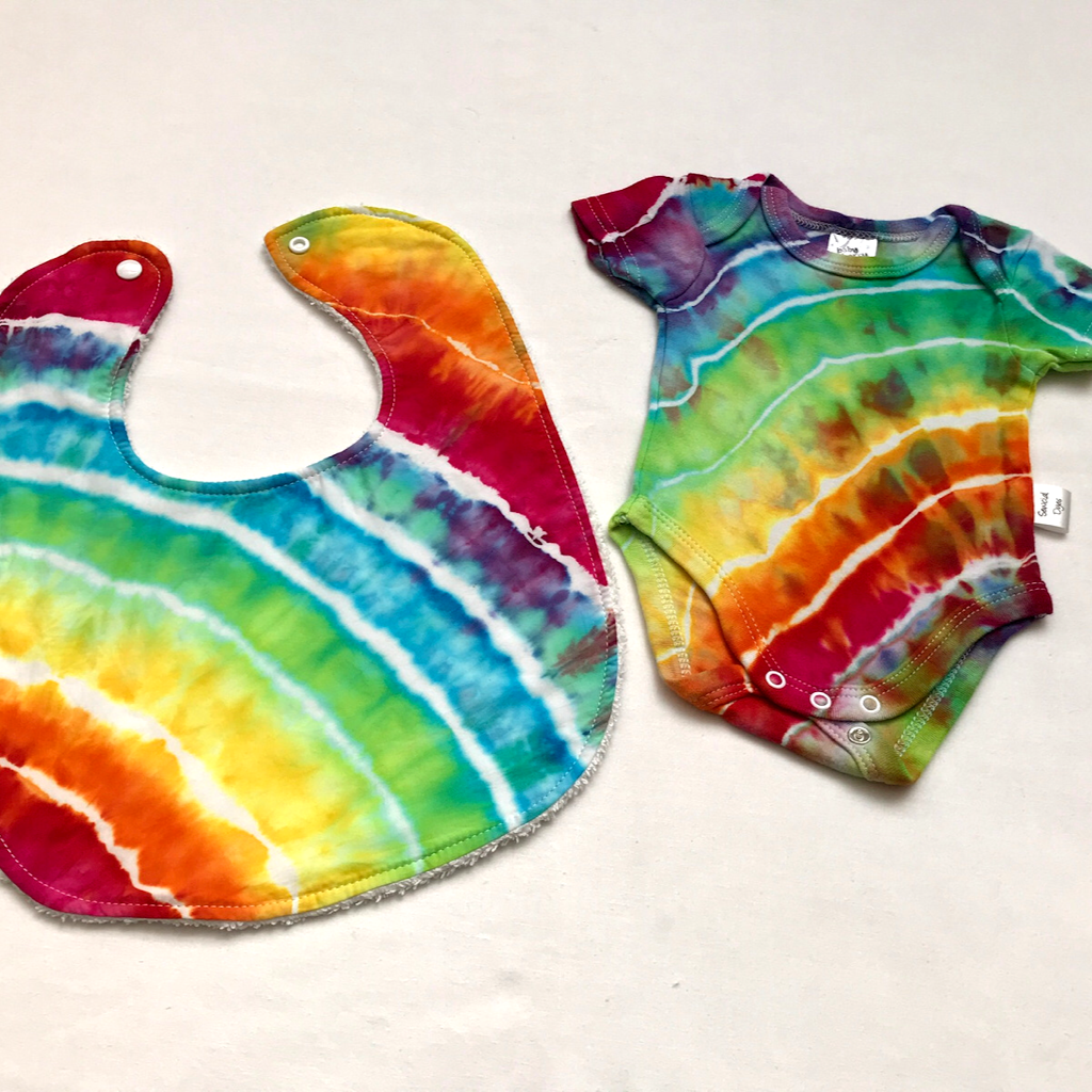 Tie dye baby bib & onesie set